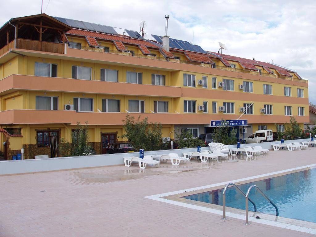 Komitite Complex Chuchuligovo Bagian luar foto